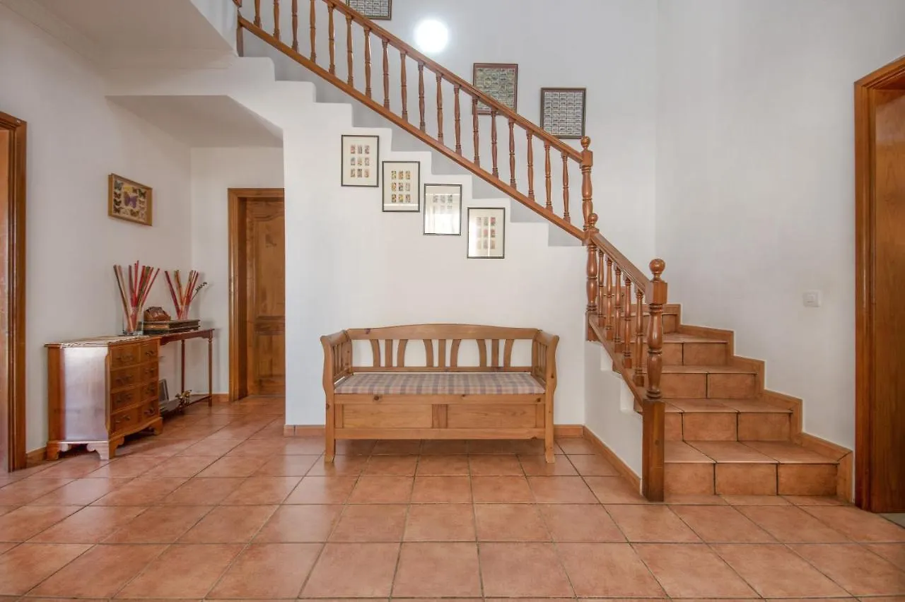 Casa Nira Villa Mácher